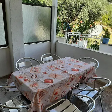 Appartement Cheerful In With Balcony *